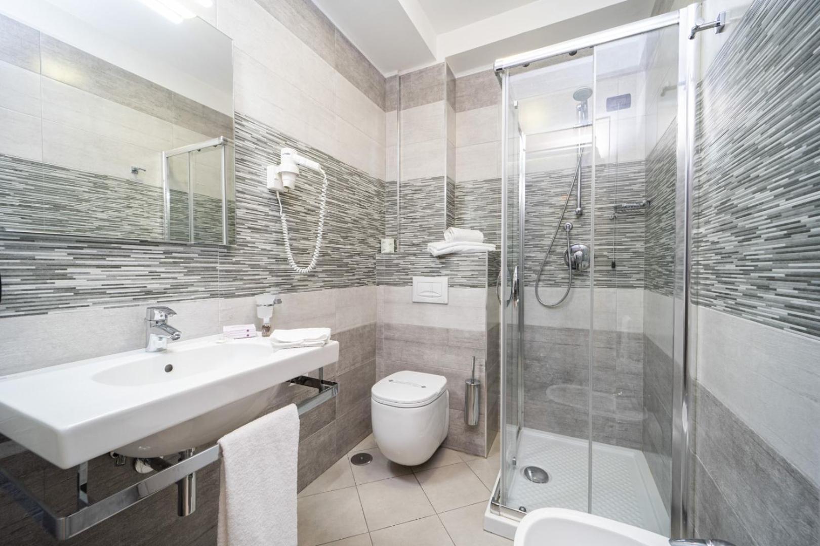 Hotel Majorana Rende Bagian luar foto
